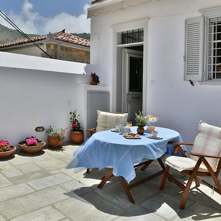 Feel At Home - Family House In Hydra Zewnętrze zdjęcie