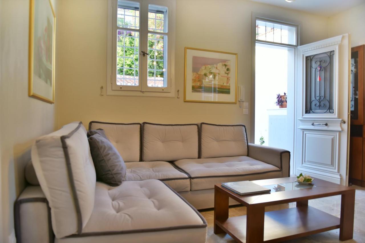 Feel At Home - Family House In Hydra Zewnętrze zdjęcie