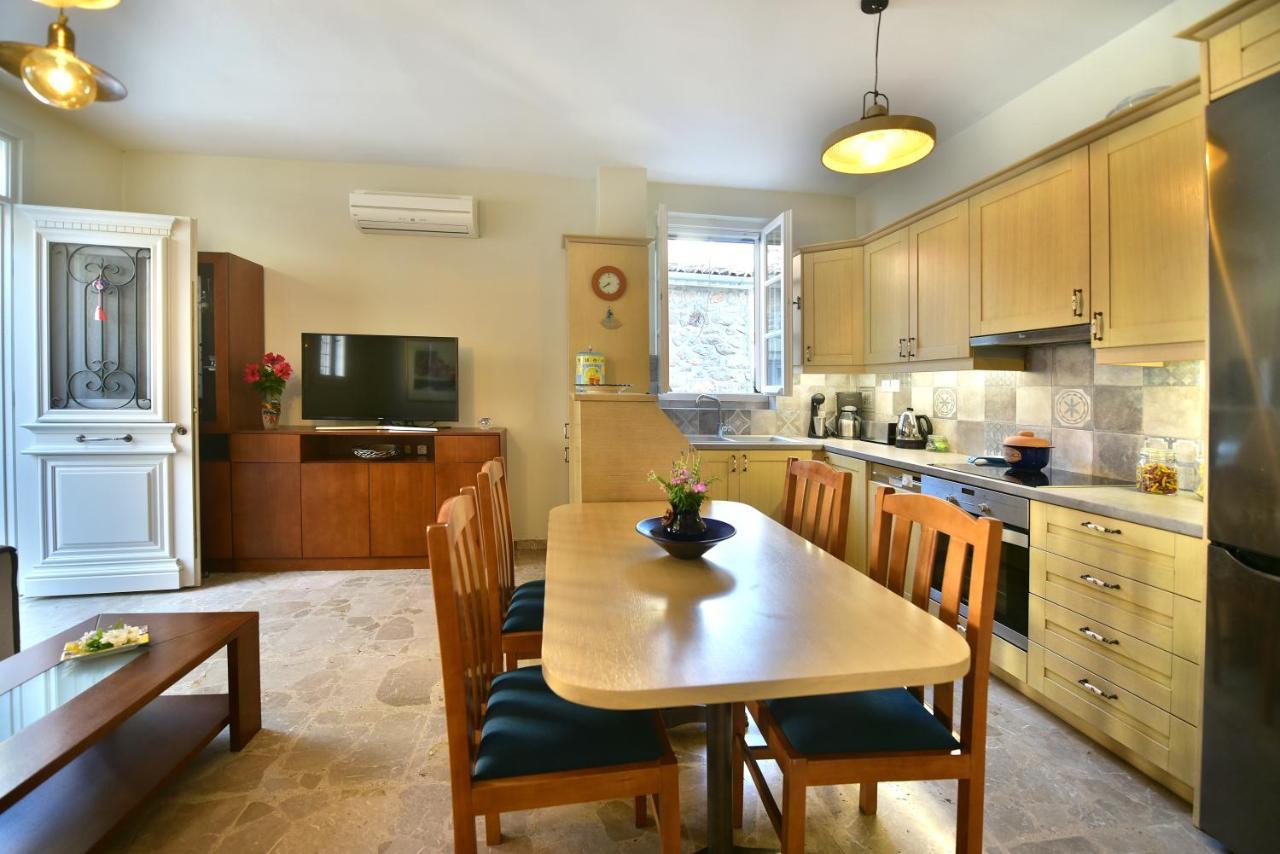 Feel At Home - Family House In Hydra Zewnętrze zdjęcie